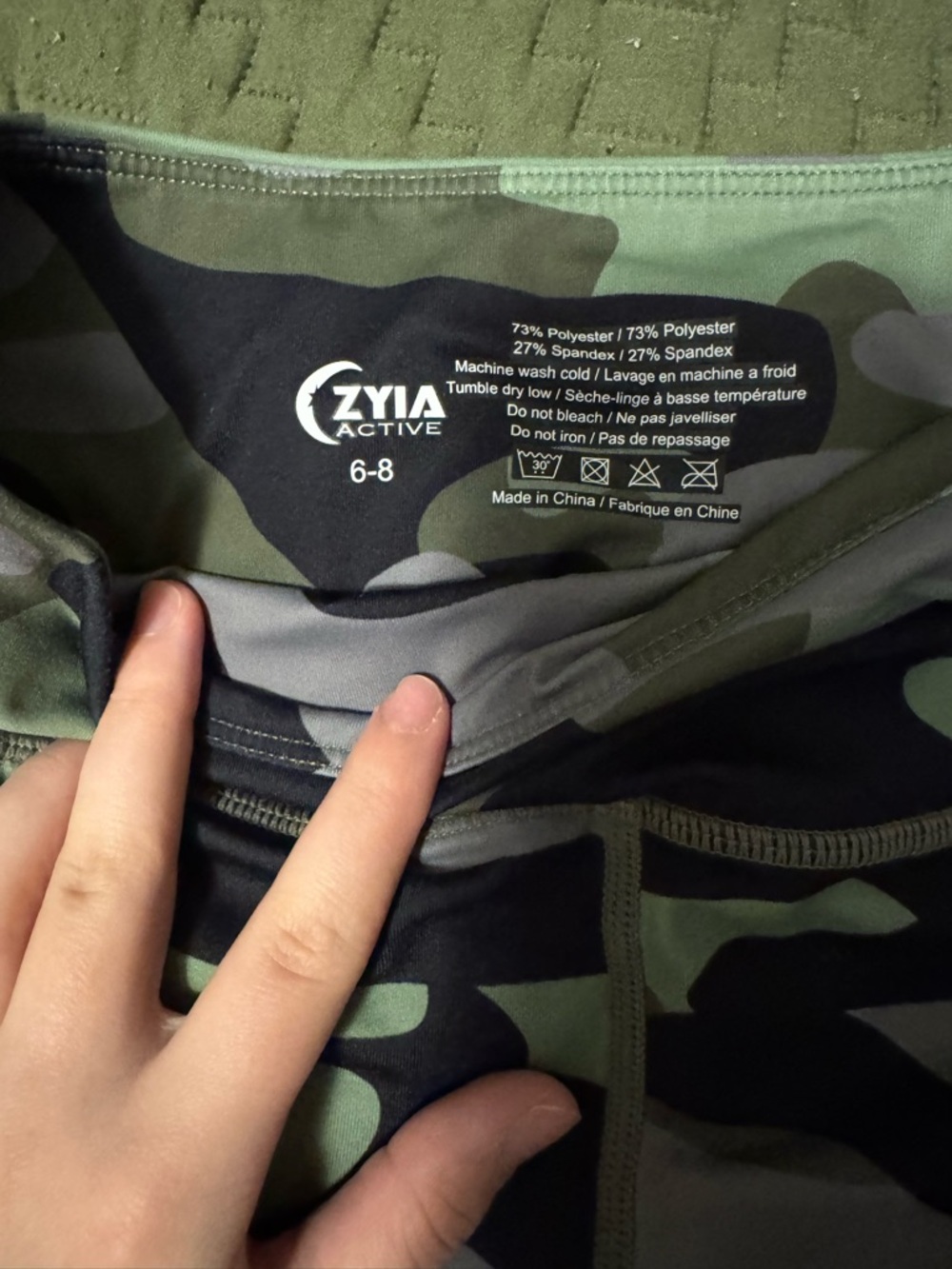 Active Zyia Girls' Camo Leggings - Green & Black